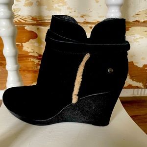 Like new Ugg boots